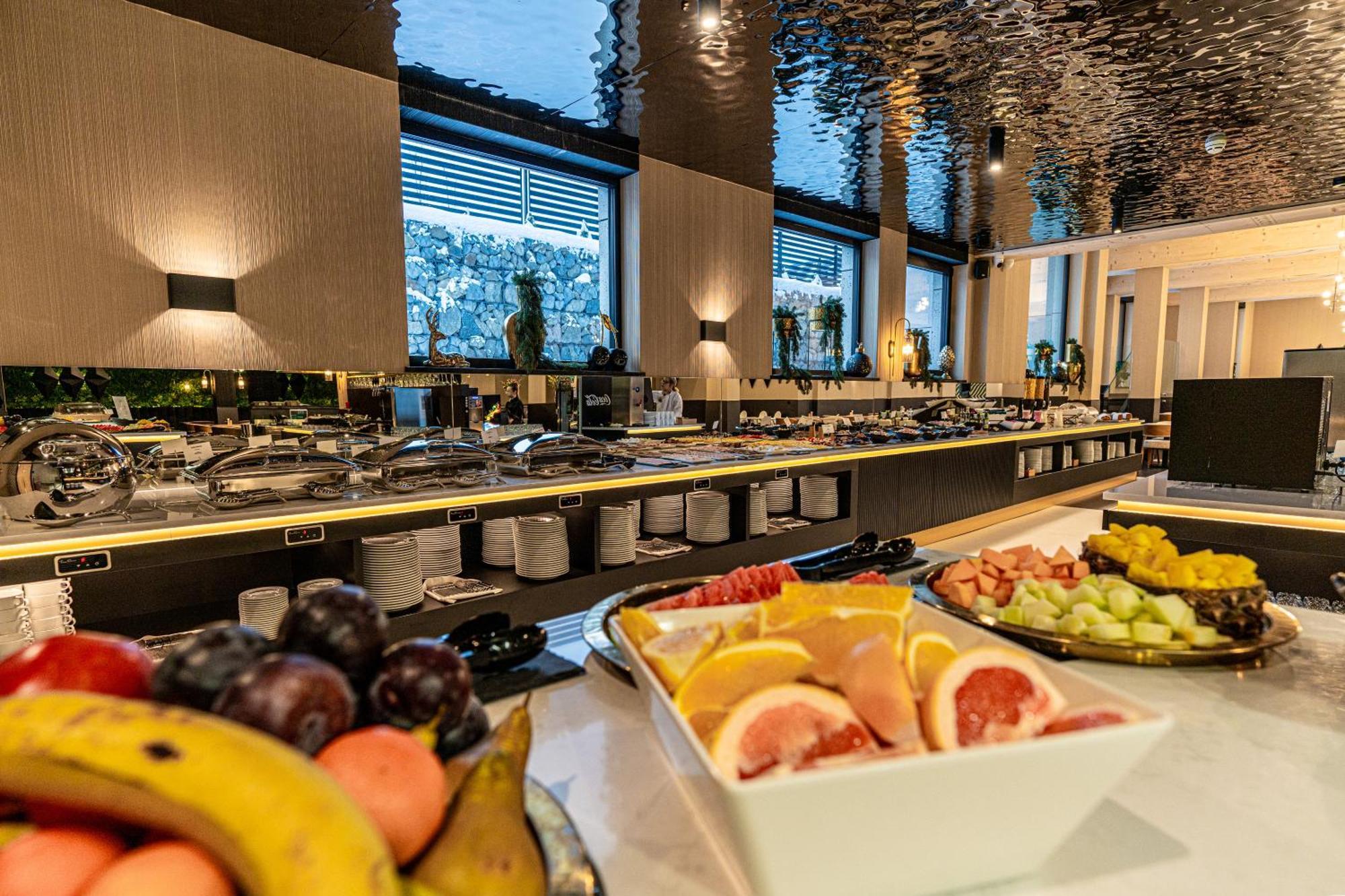 Aparthotel Diamond Spa Aqua Bialka Tatrzanska Bagian luar foto