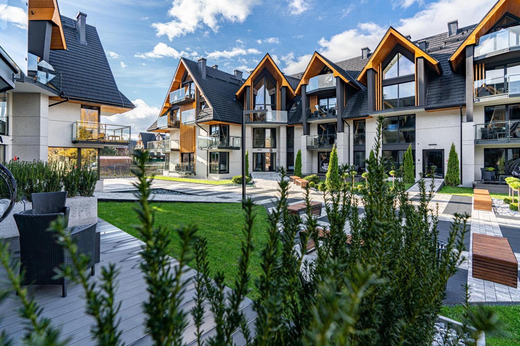 Aparthotel Diamond Spa Aqua Bialka Tatrzanska Bagian luar foto