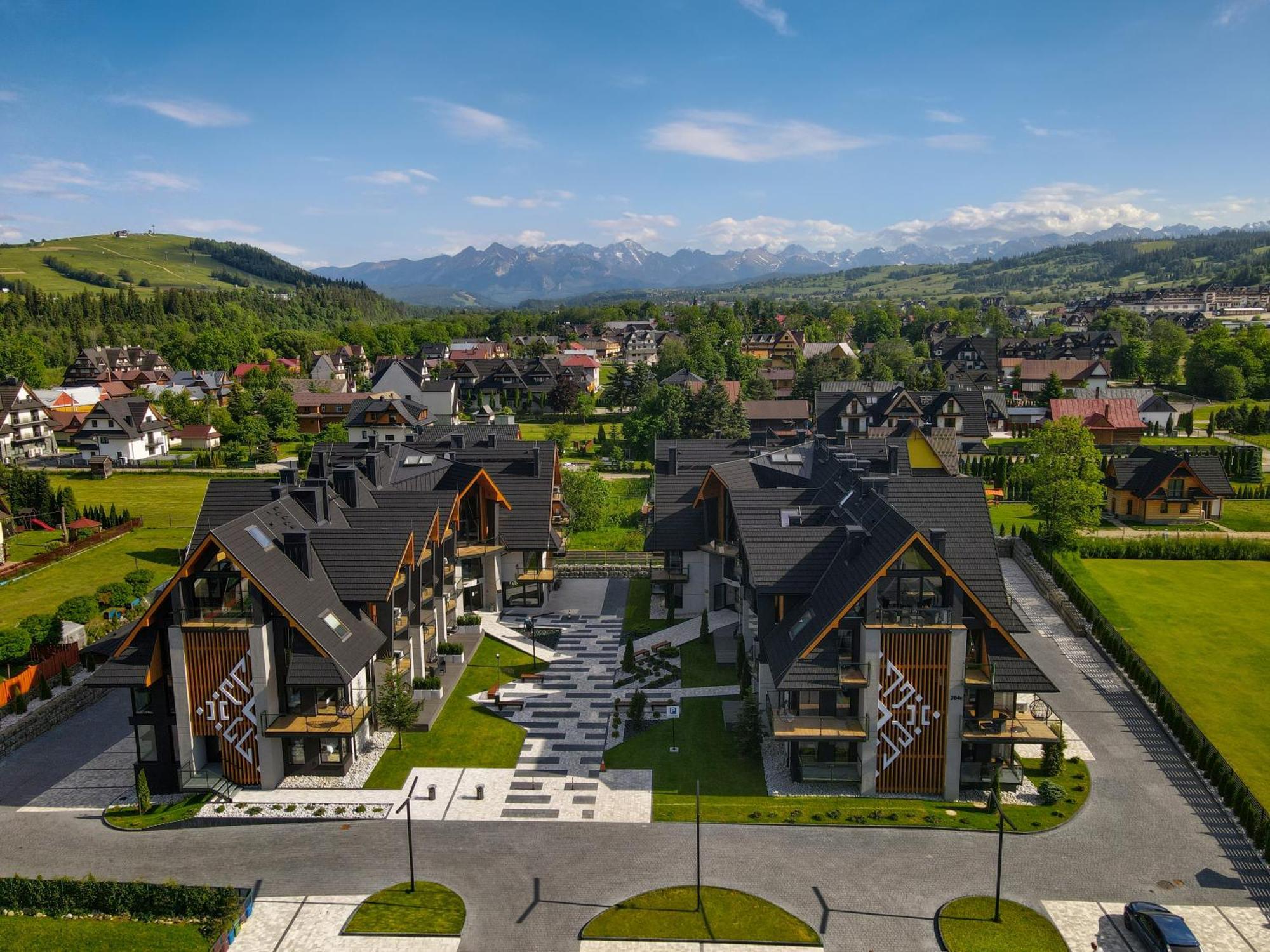 Aparthotel Diamond Spa Aqua Bialka Tatrzanska Bagian luar foto